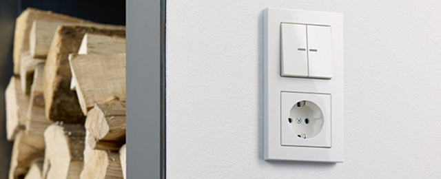JUNG KNX Taster F 10 bei Zorn Elektro in Remlingen